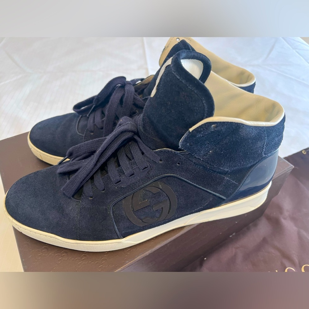 Men’s Gucci Blue Suede Interlocking GG Lace up sneaker